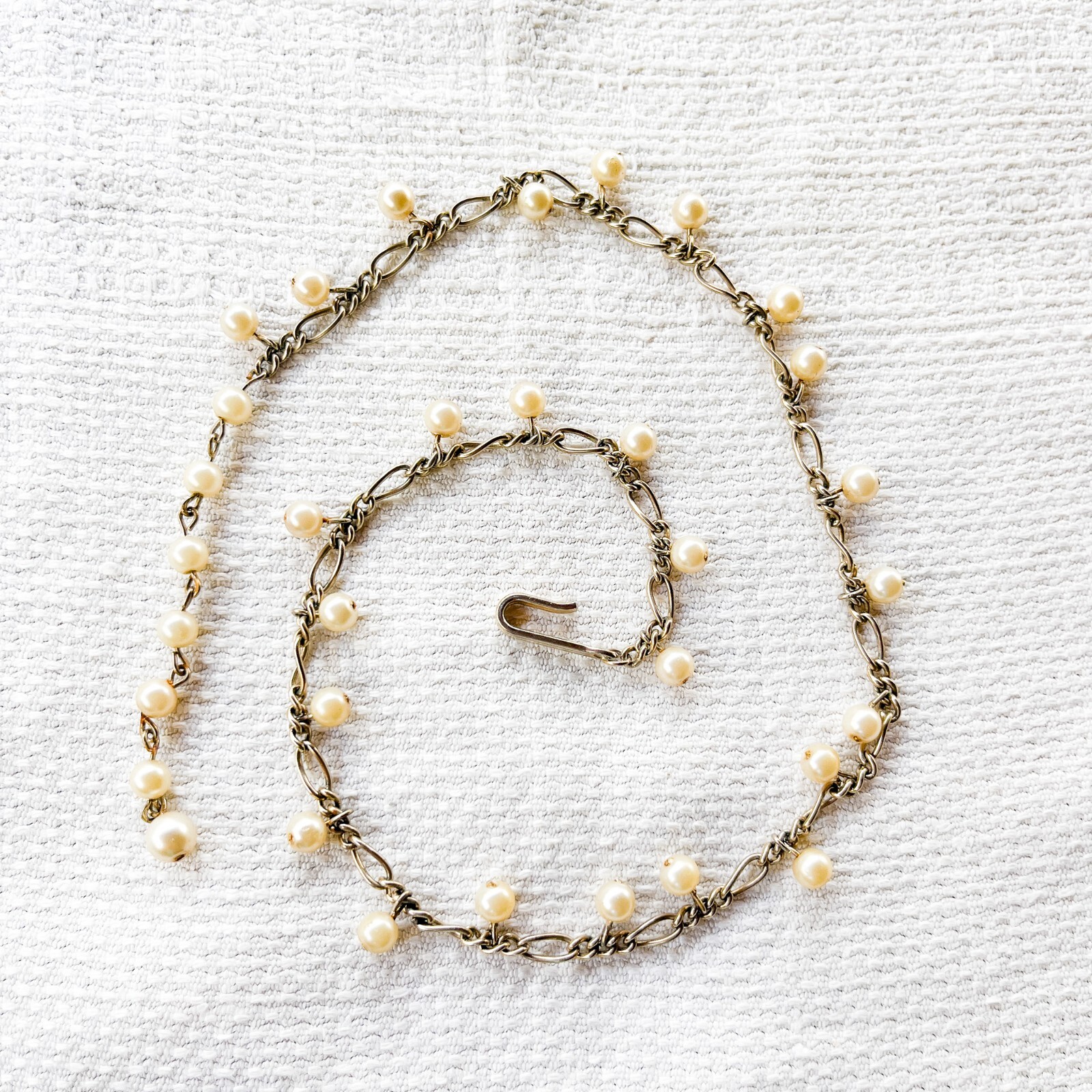Vintage 1950s Faux Pearl Station Necklace Gold Tone Chain Romantic Cottagecore