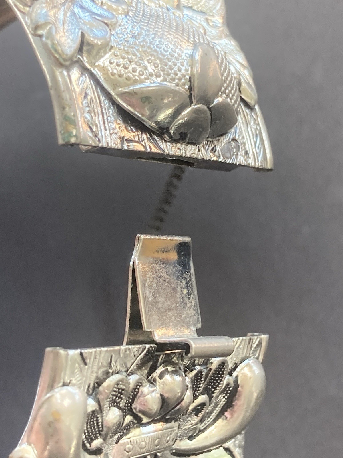 Vintage Chunky Bangle Bracelet Ornate Repousse Hinged Silver Tone 7”