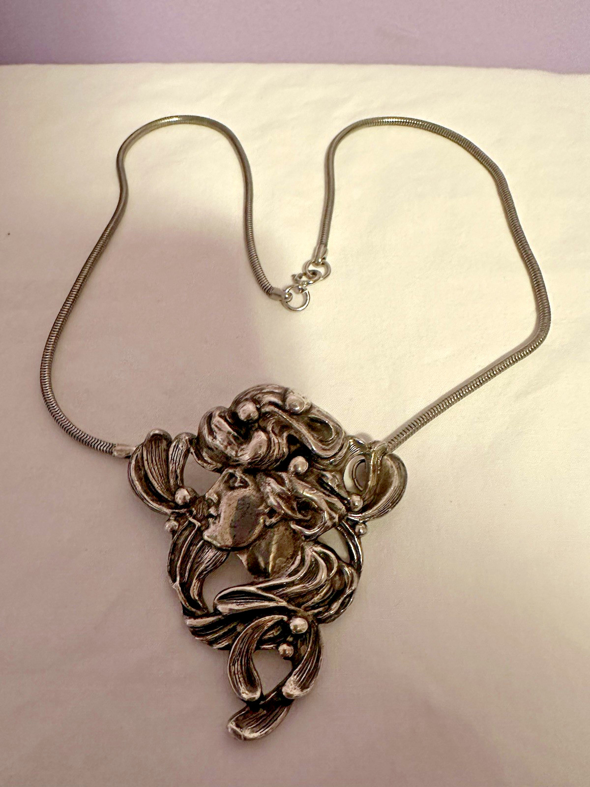 Vintage Art Nouveau W. Kerr American Beauty Woman ALVA Museum pendant necklace