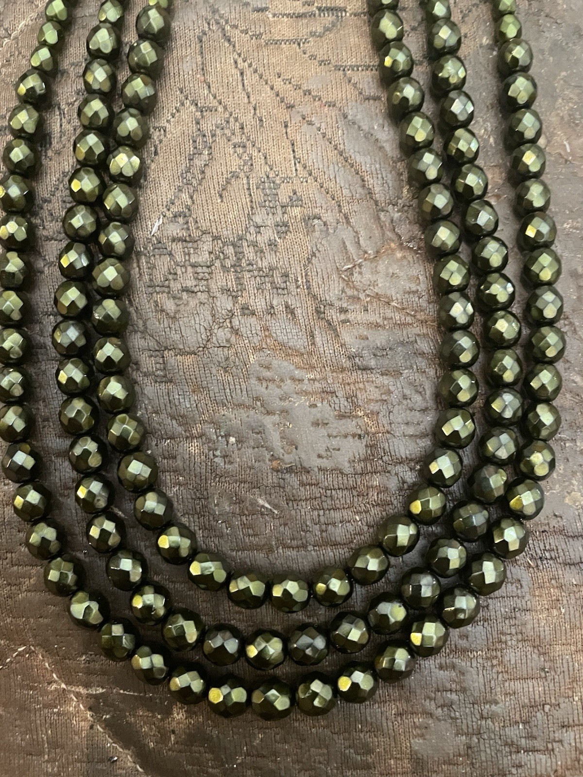 Retro Hunter Green Czech Fire Polished Faceted Pearl Bead 3-Strand Necklace