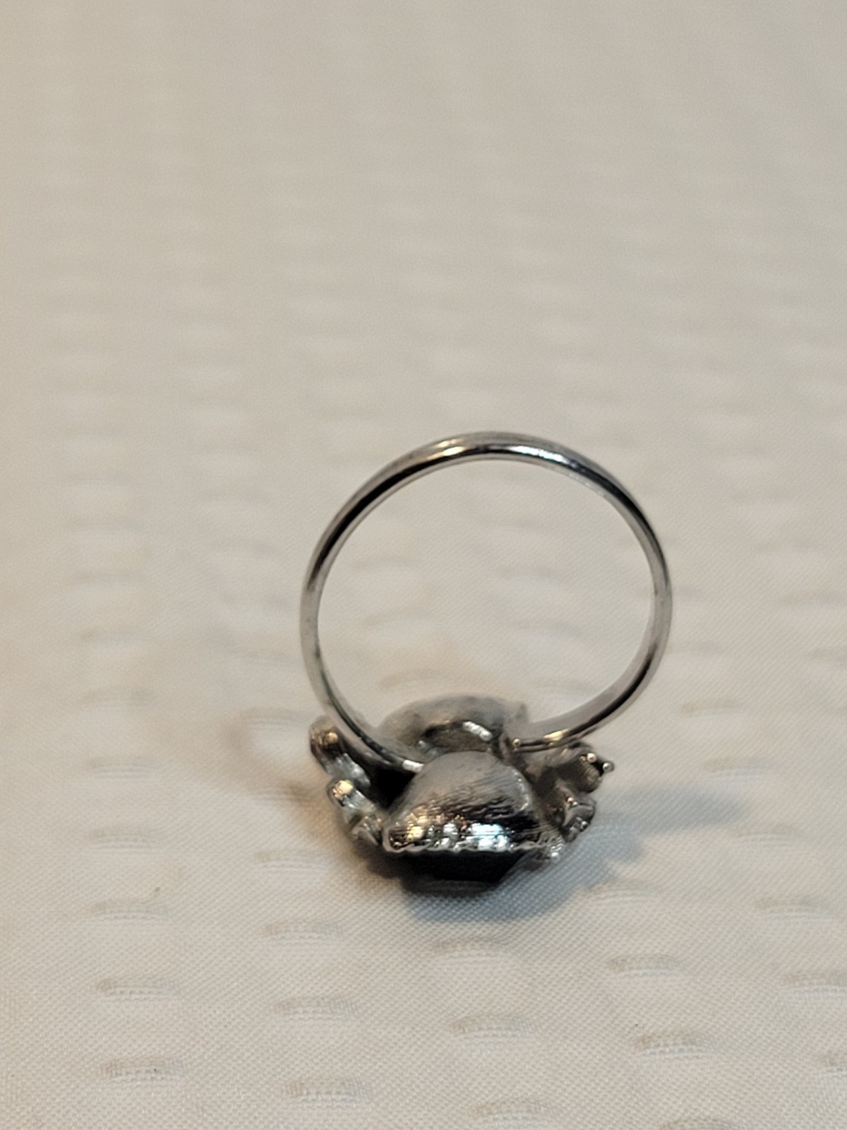 Vintage “LOVE STORY” May Birthstone Ring Sarah Coventry Adjustable Green Hearts