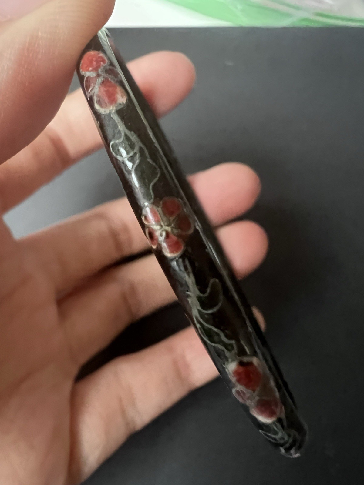 Vintage Black Enamel Floral Bangle Bracelet Round Flowers & Plants Theme