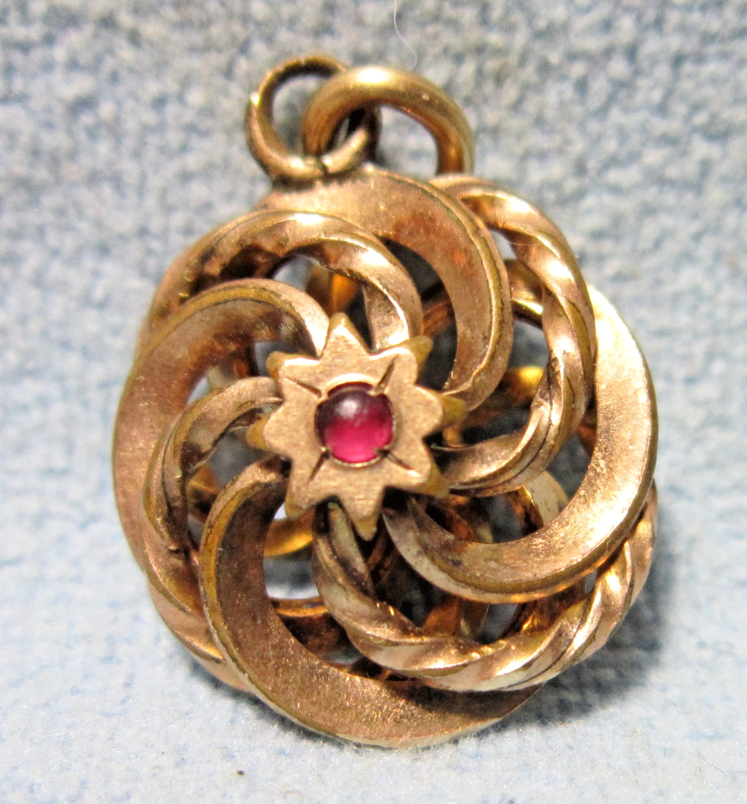 Amazing Double-Sided Lovers Knot Yellow Gold CHARM Pendant w/Ruby & Pearl
