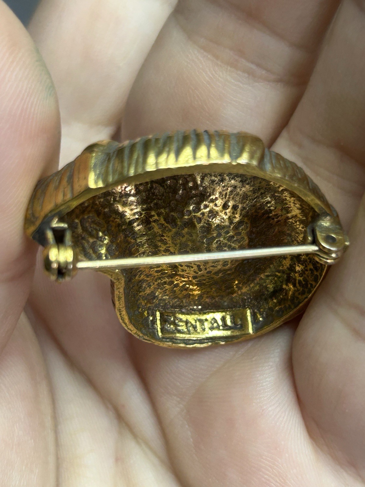 Vintage Zentall Ammonite Nautilus Shell Brooch Gold Tone Fossil 1.25”