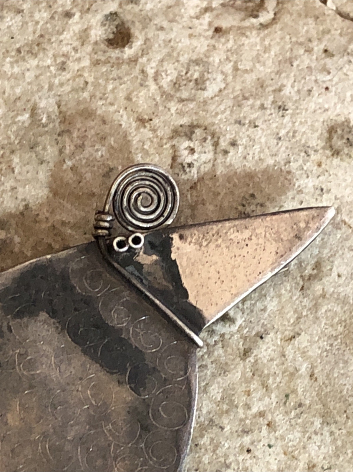 39. Vintage Gabrielle Gould 925 Sterling BIRD Swirl Crest Tube Eyes Pin 48mm