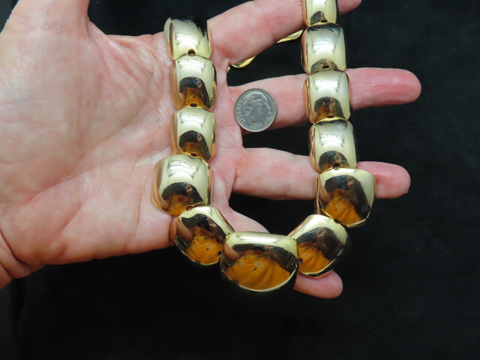 Vintage Gold Tone Shiny Finish Statement Necklace