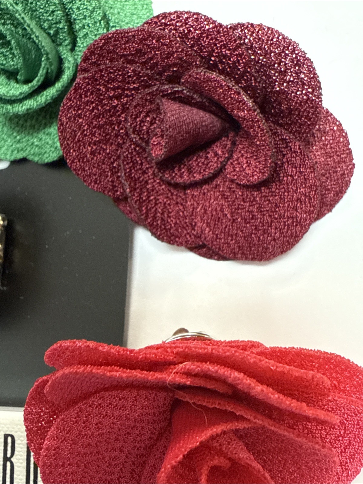 ROSE FIGURE JEWELRY LOT CLOTH FLOWER PINS RING BRACELET MULTICOLOR LOT NEW 19pc