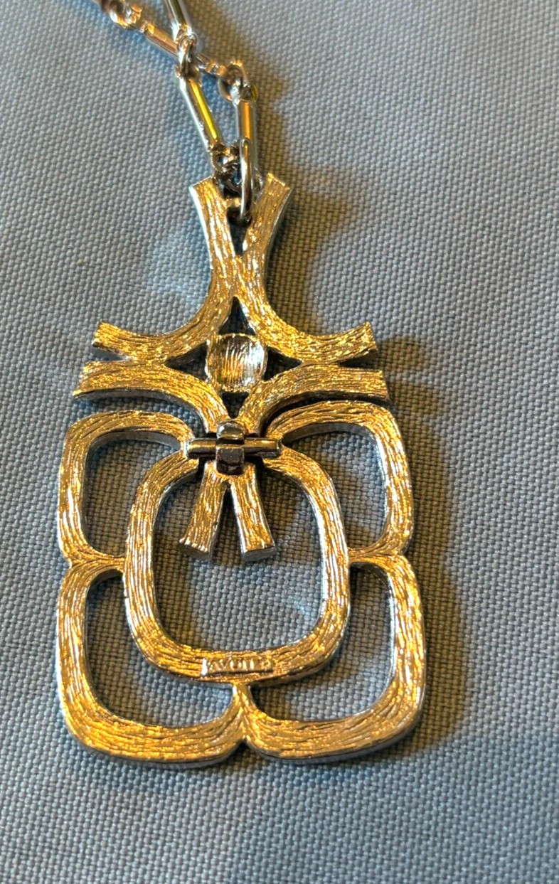 Sweet Vintage Mod Silver Tone Articulated Pendant Necklace w Bar Link Chain