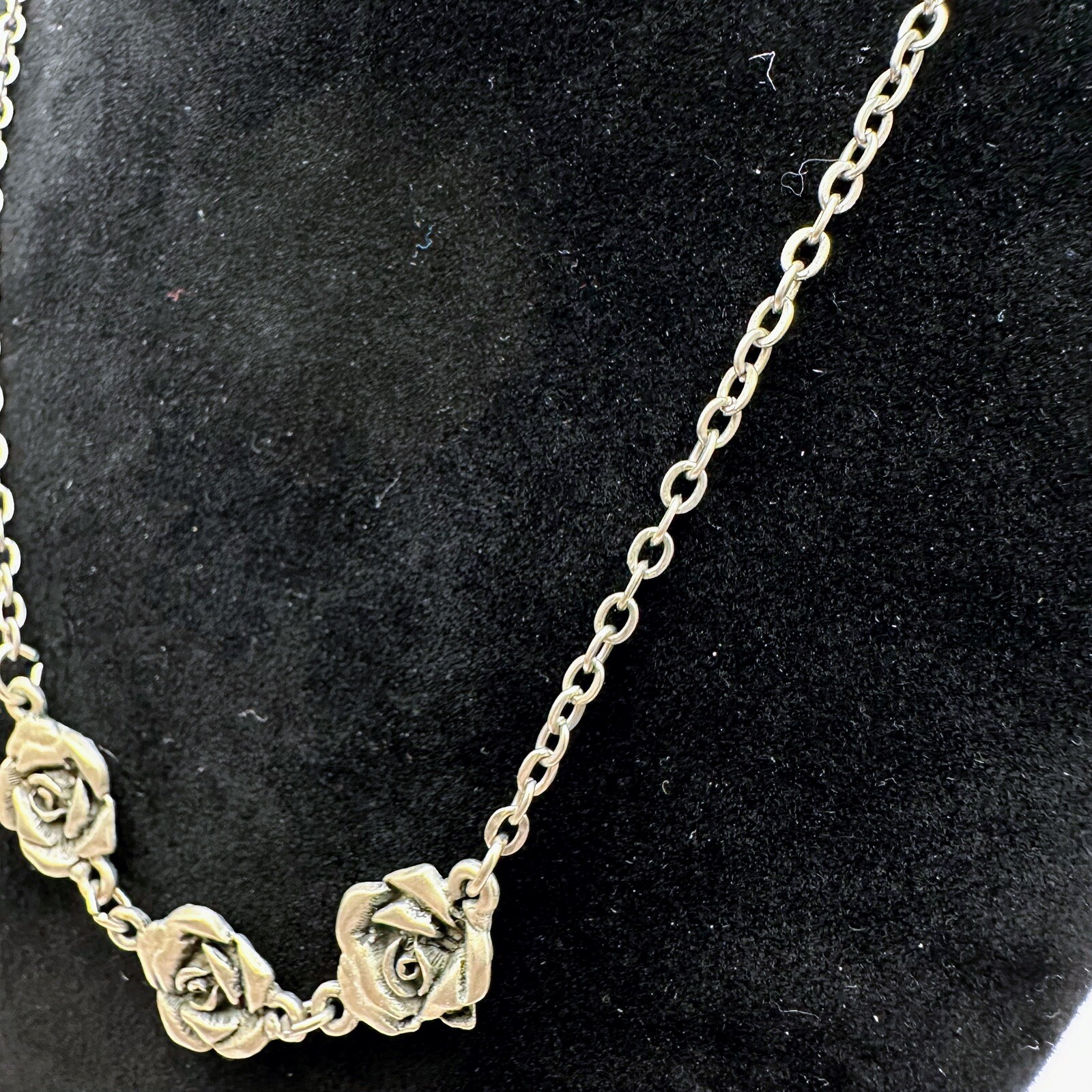 Y2K Pewter Floral Rose Charm Boho Chic Romance Witch Nature Goth Necklace Prom