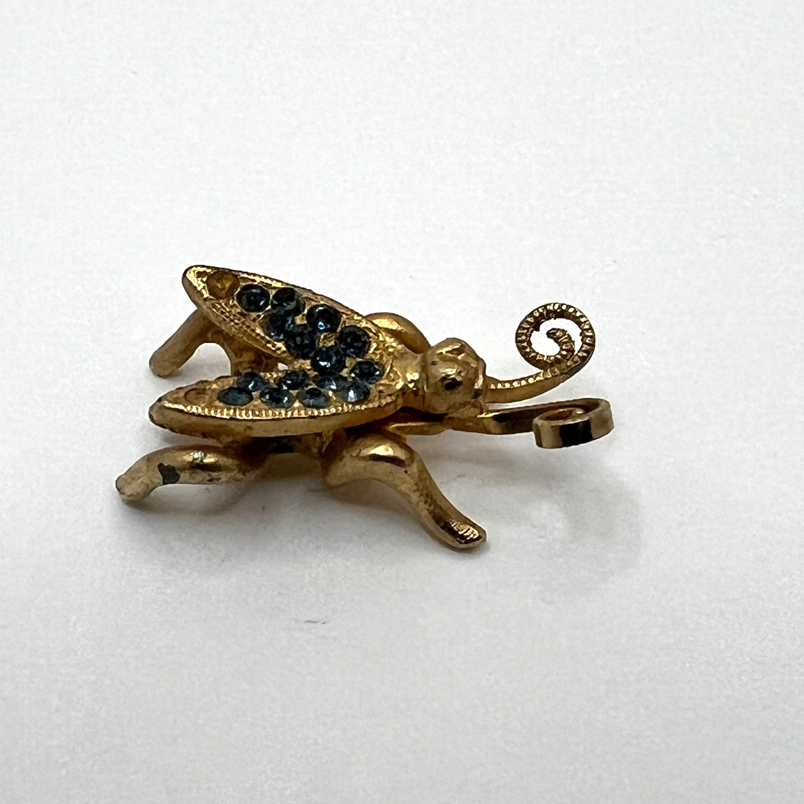 Insect Bee Fly Bug with Rhinestones Brass Lapel Hat Vest Pin