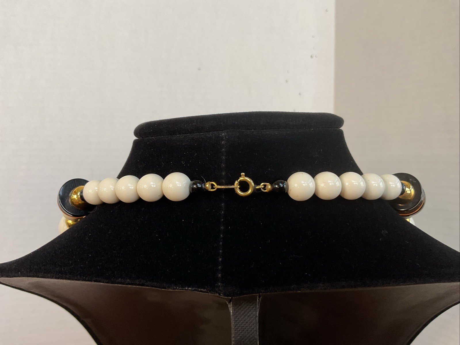 Vintage Trifari Gold Tone Cream Black Orange Plastic Beaded Statement Necklace G