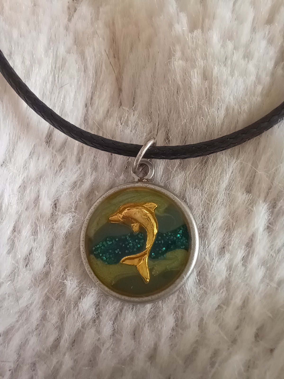 Vtg Y2k 2000s Dolphin Resin Charm Multicolor Pendant Cord Necklace 90s Style