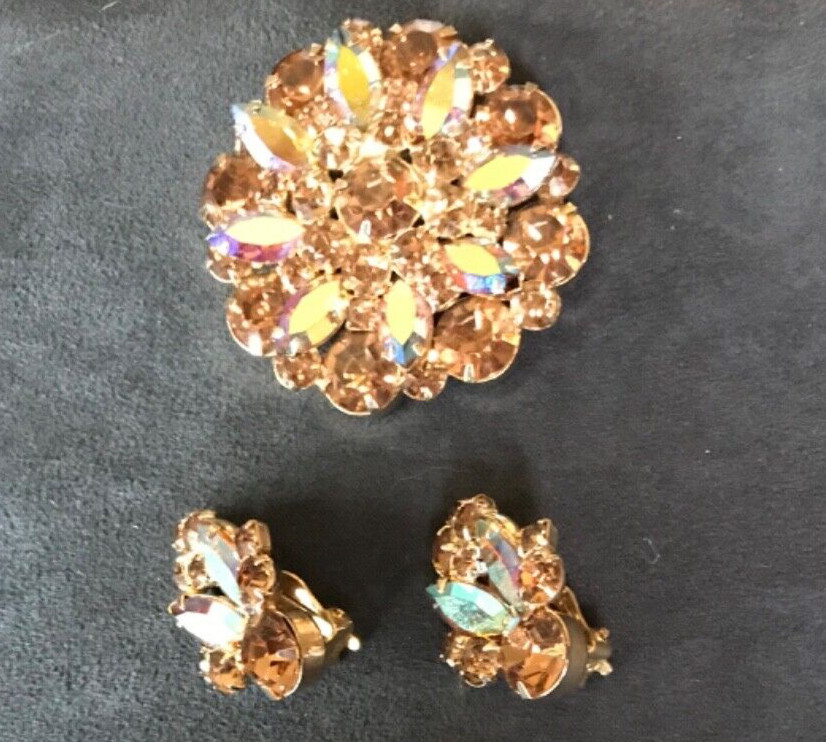 LA ROCO brooch/ERs 1950s brilliant golden orange rhinestones