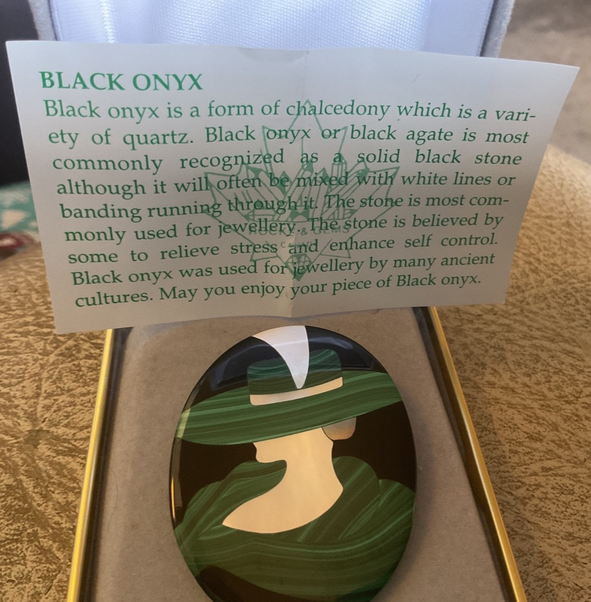 VINTAGE Black onyx Brooch Pin Pendant lady in a big hat malachite onyx MOP