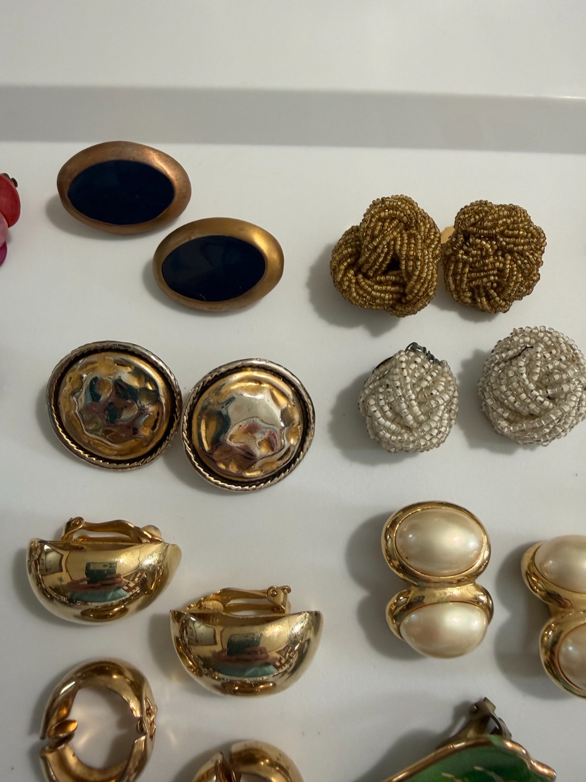 Lot of 35 Vintage Clip Earrings Resin Enamel Beaded Plastic Ceramic Shell Metal