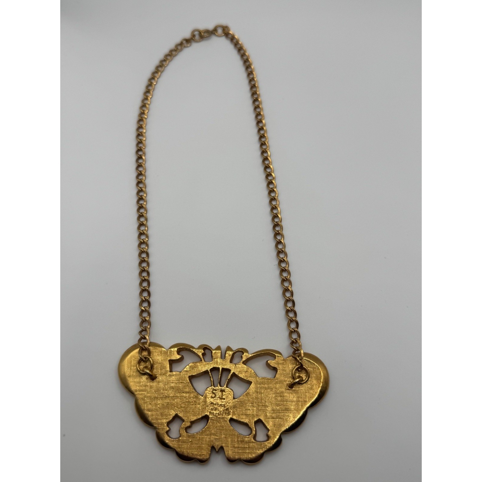 Vintage Smithsonian Institute Alva Museum Replicas Butterfly Moth Necklace READ