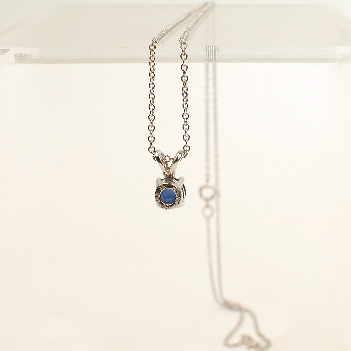 Vintage 14k White Gold and Sapphire Pendant Necklace – VR