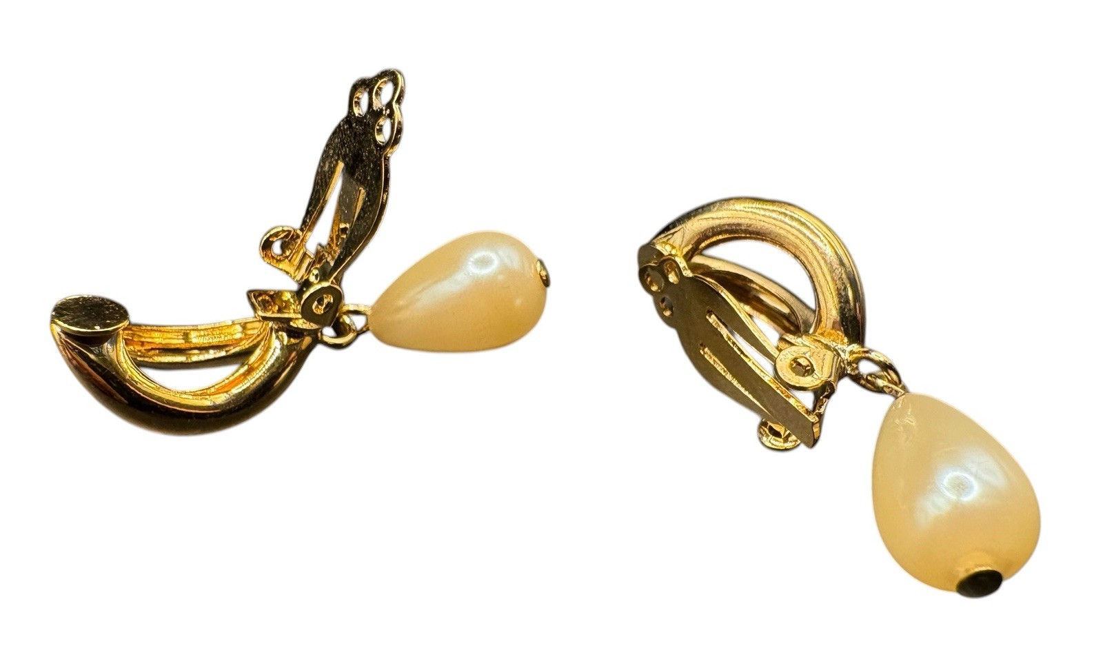 Vintage Gold Tone Sculptural Necklace Brooch Earrings Set Rope Chain