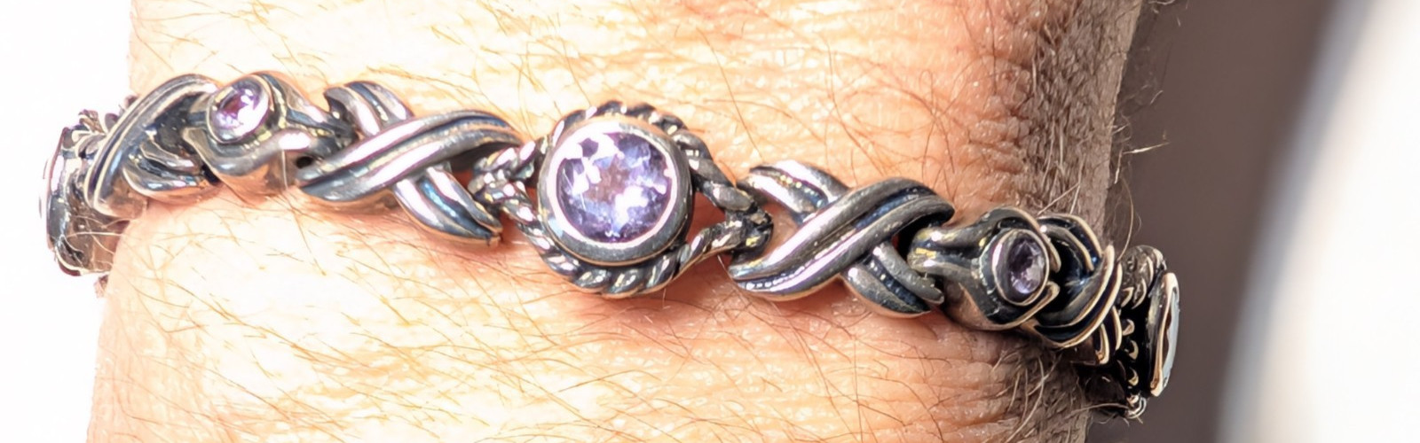 VINTAGE STERLING SILVER AMETHYST BRACELET ABOUT 7 1/16″ LONG