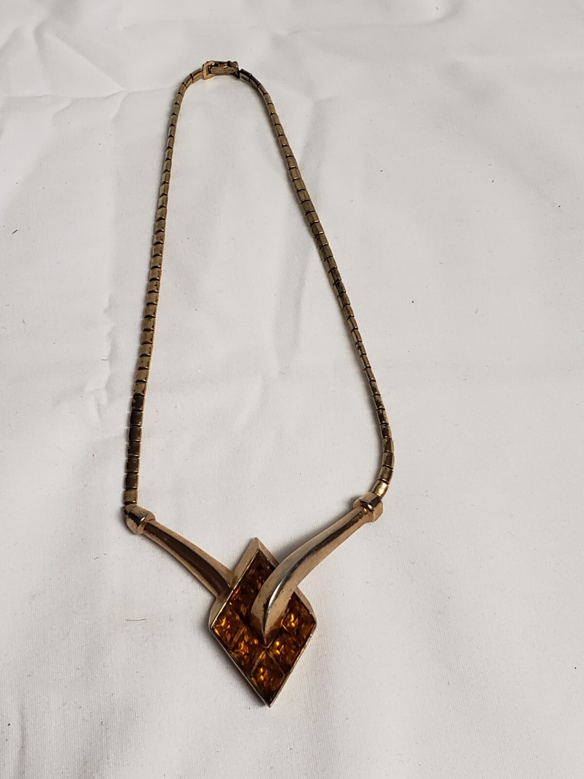 Vintage Crown Trifari Amber Lozenge Rhinestone Choker Necklace Goldtone 14″