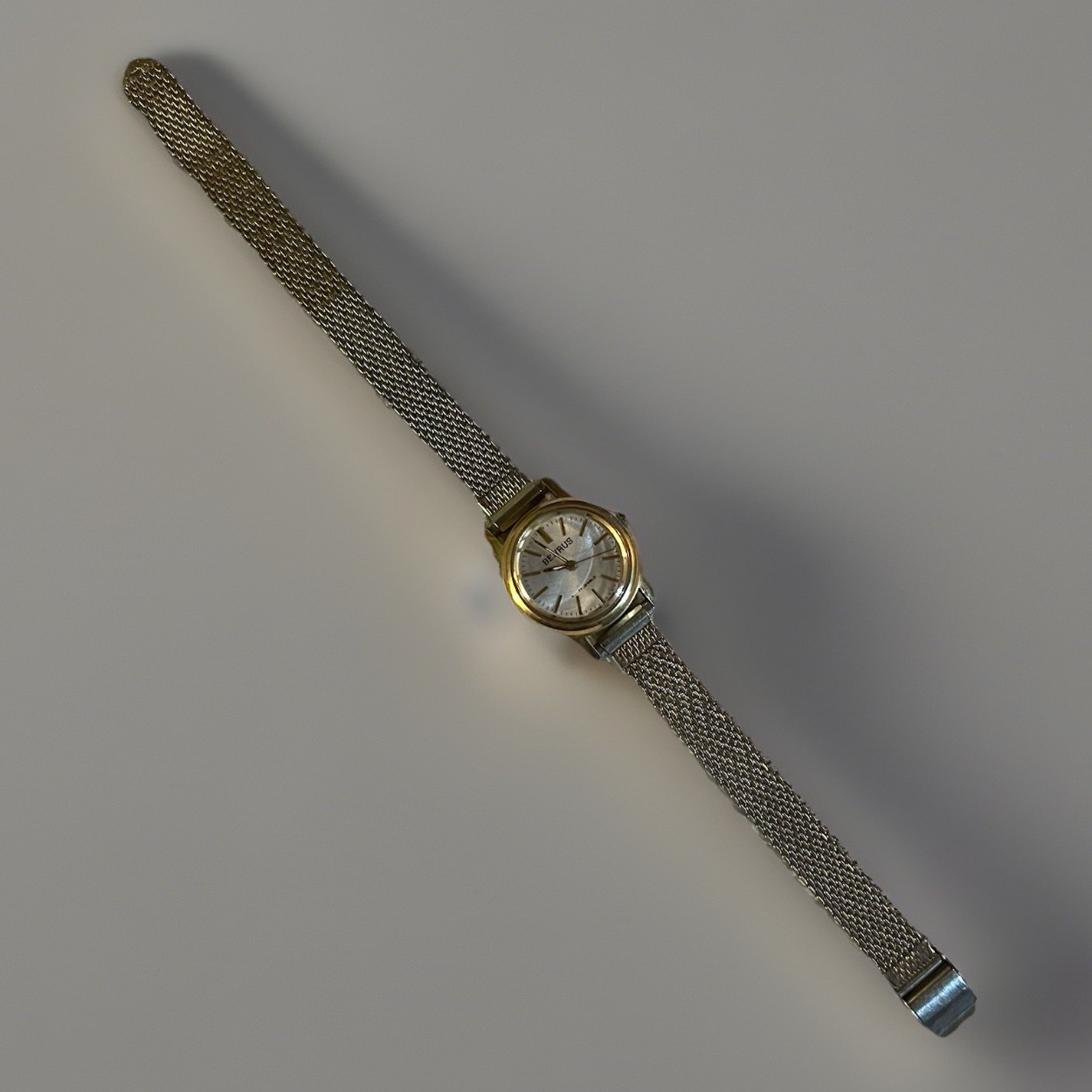 Benrus Wrist Watch 17 Jewels Manual Wind Works & Keeps Perfect Time