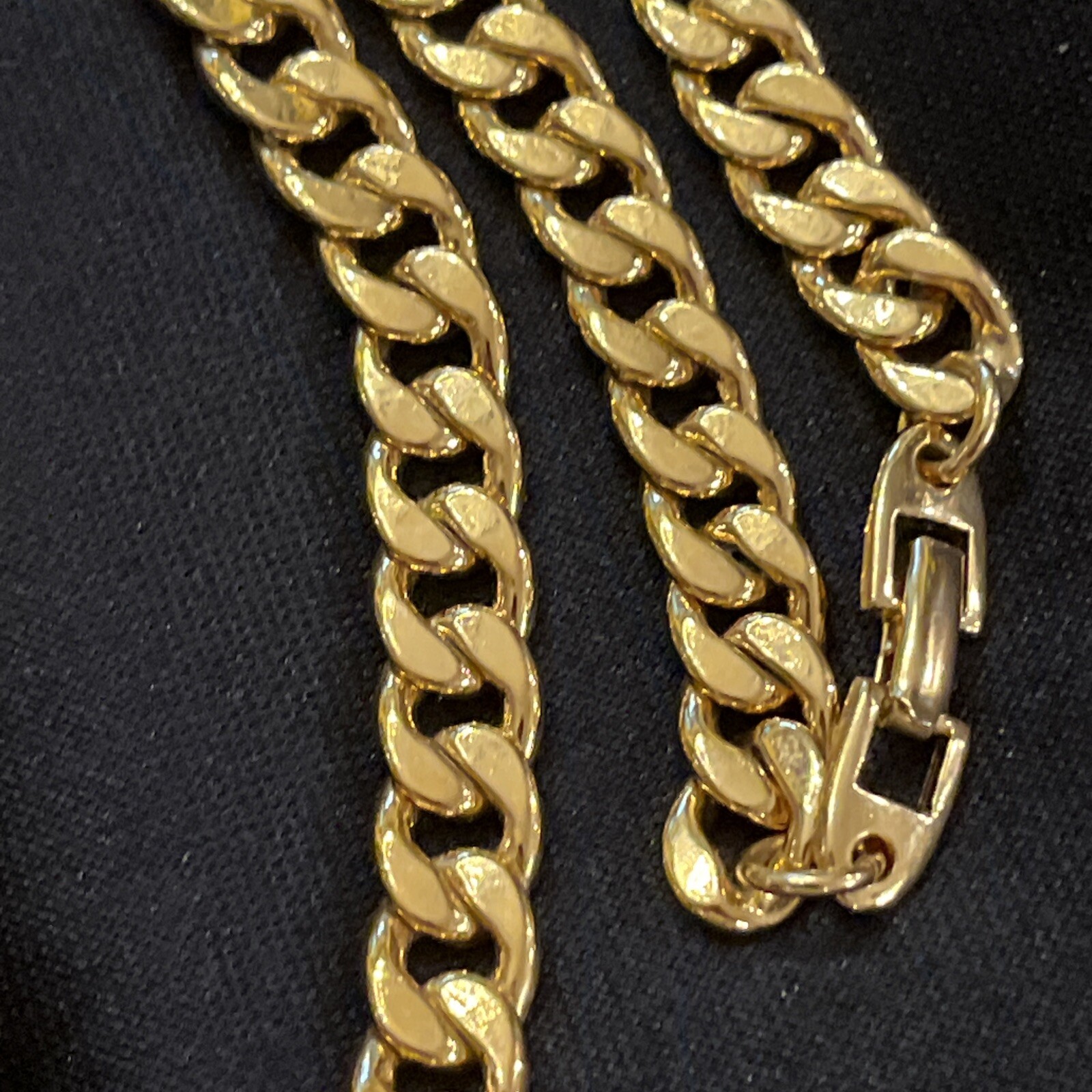 Vintage Napier Long Gold Tone Chain Double Bee Brooch & Clip On Earrings Set