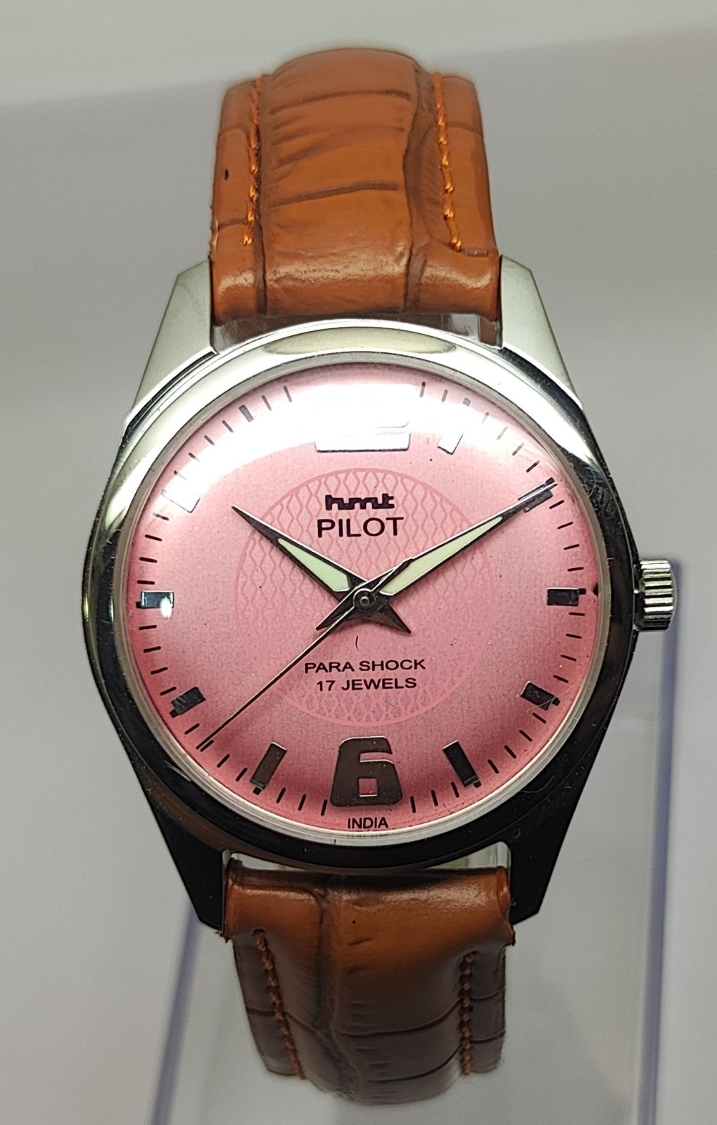 Vintage Hmt Pilot Pink Dial 17 Jewels Para Shock Mechanical hand winding Watch