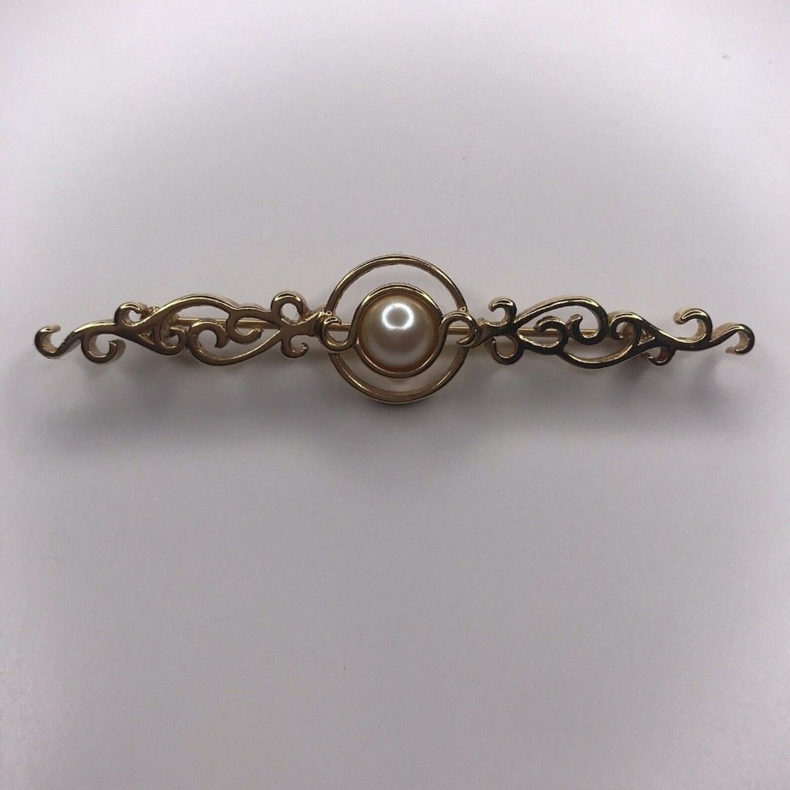 Vintage Monet Jewelry Brooch Pin Signed Gold Tone Faux Pearl