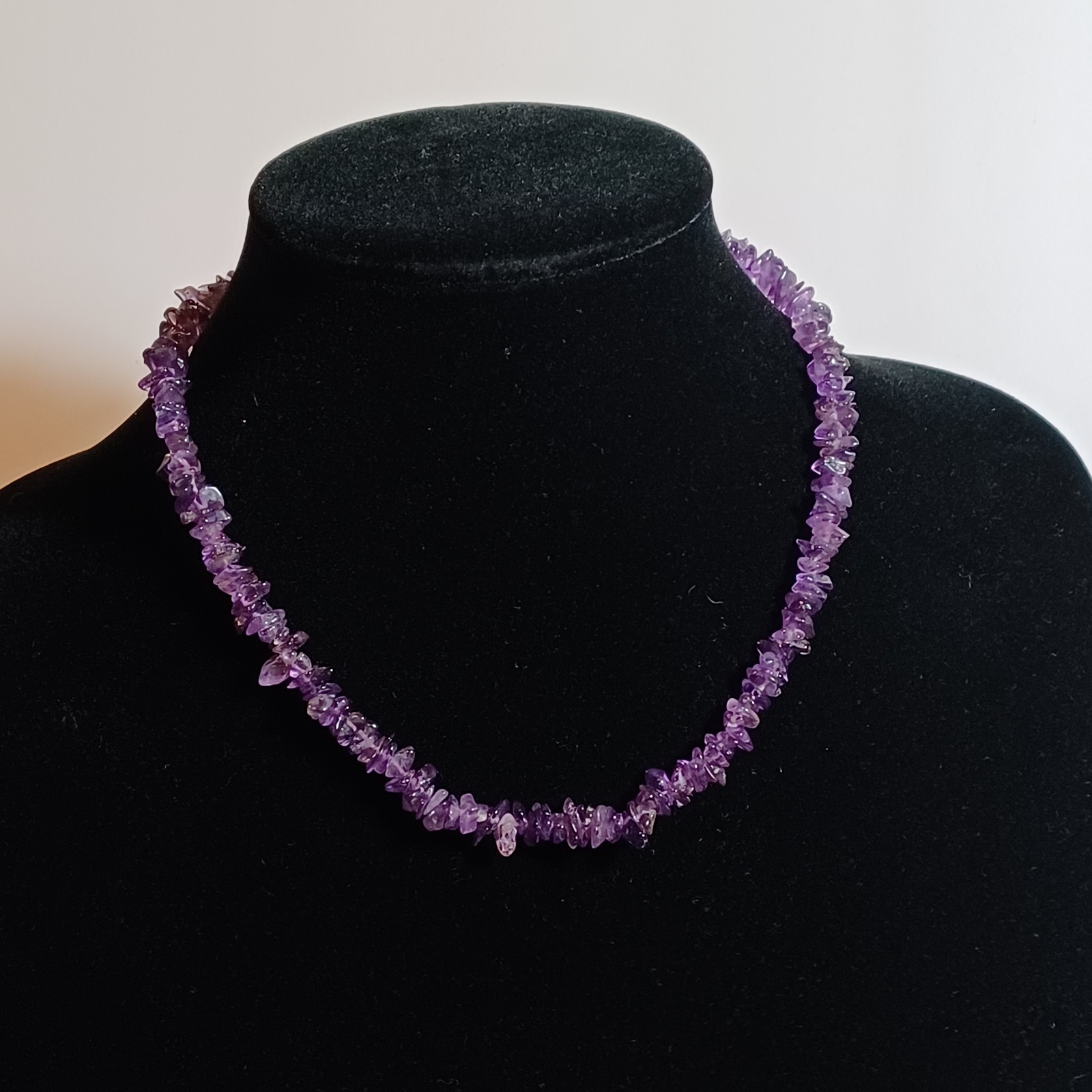 Amethyst Chip Bead Vintage Necklace 17.5 Inch