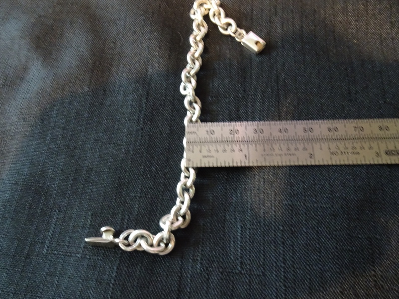 #714 VINTAGE STERLING SILVER MEXICO BRACELET-925–NICE
