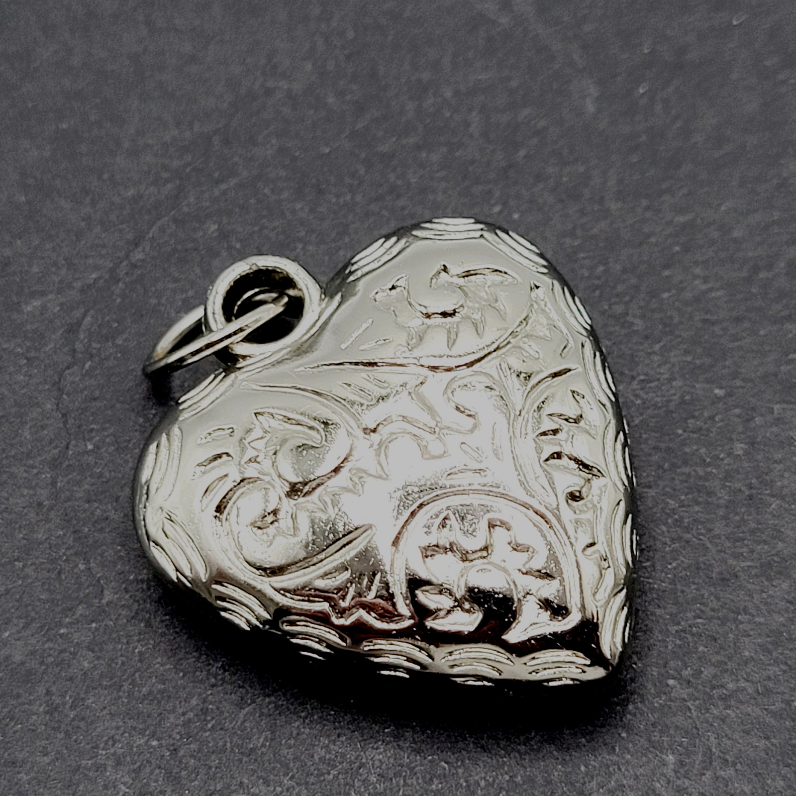 Puffed Puffy Puff Heart Silver Tone Acrylic Engraved Pattern Vintage Pendant