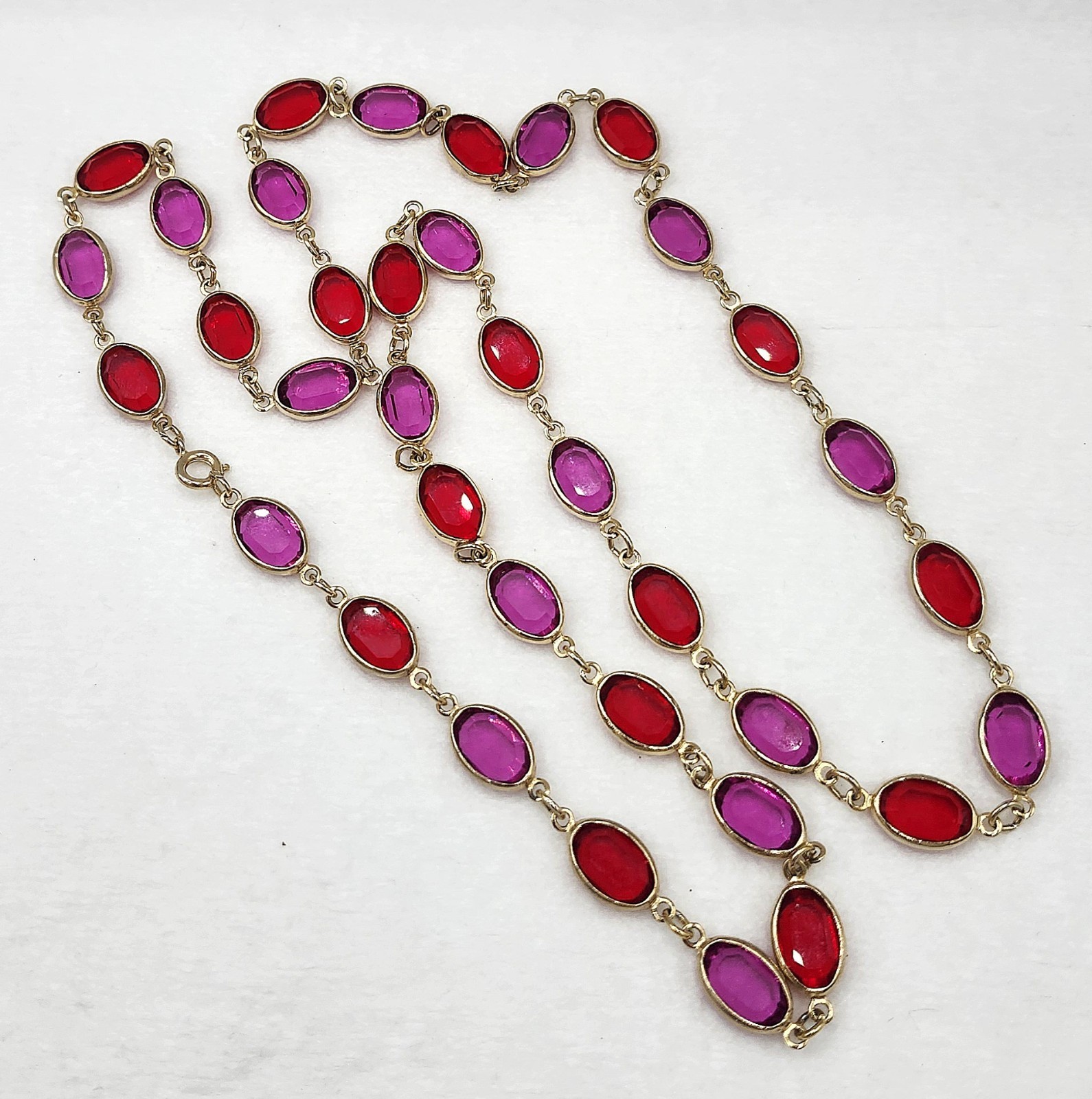 Vintage Bezel Set Oval Fuchsia Pink & Red Crystal Opera Length Necklace 29″ Long