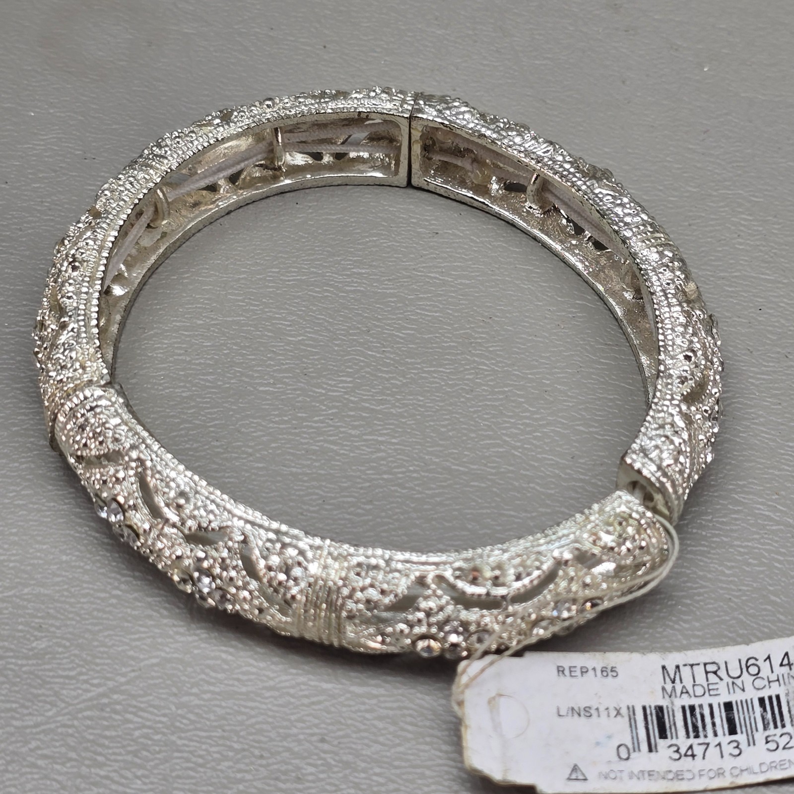 Trifari Bracelet Silver Tone Filigree Expandable Hinged 7.25″ Vintage Style NWT