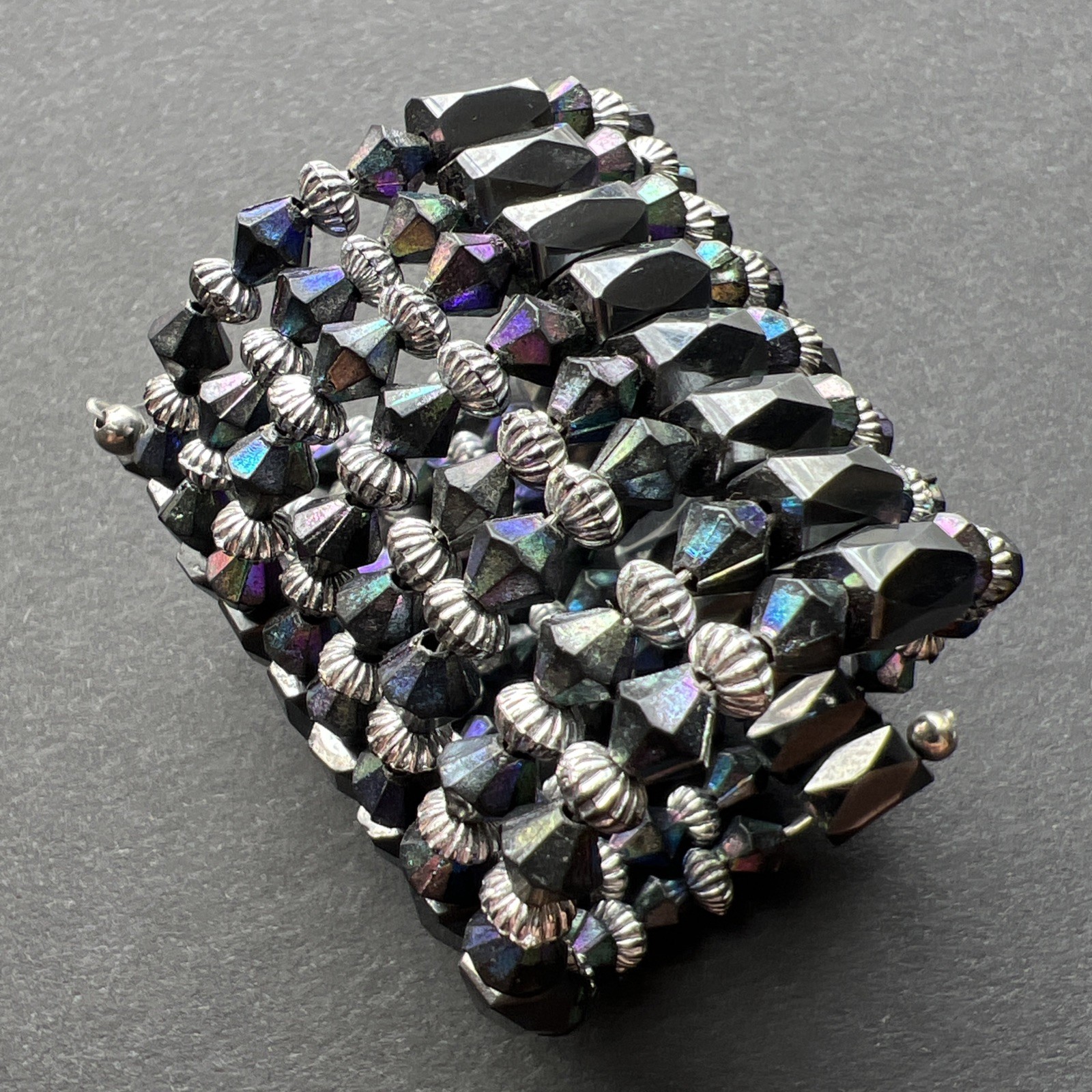 Iridescent Magnetite Wrap Bracelet Purple Blue Silver Tone Vintage Adjustable