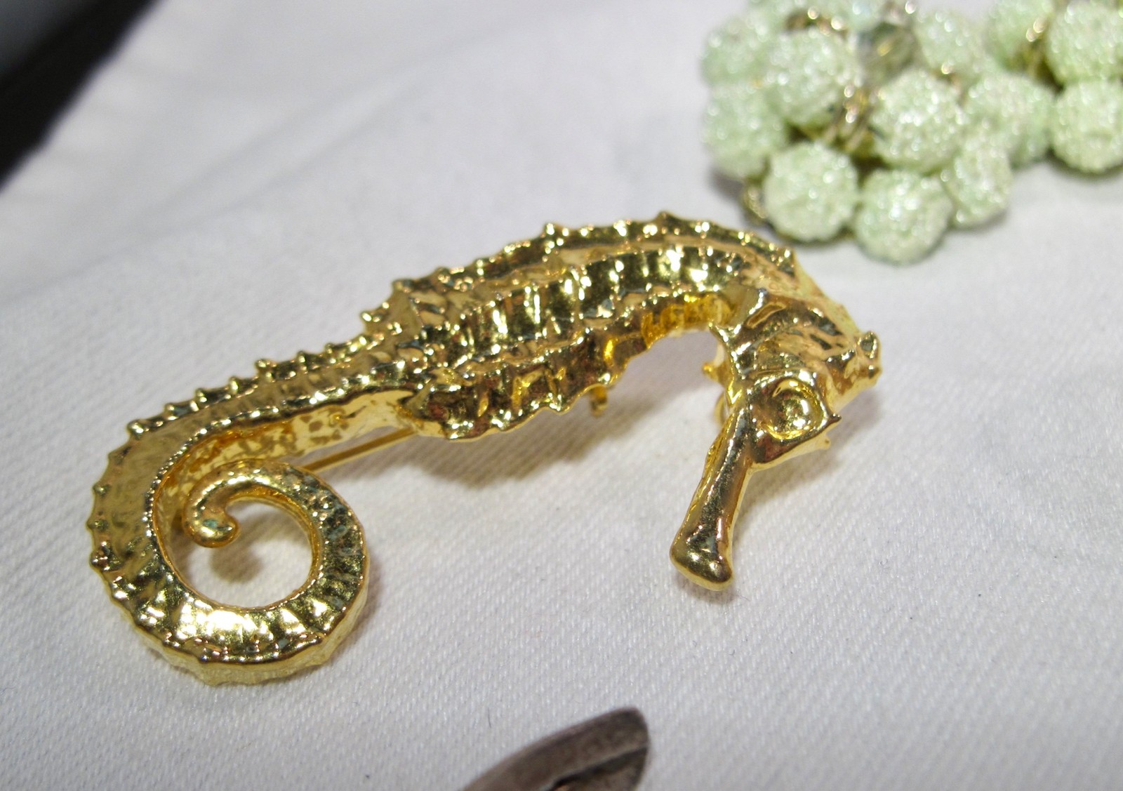 Vintage Costume Jewelry Some Signed – Lot of 21- K977