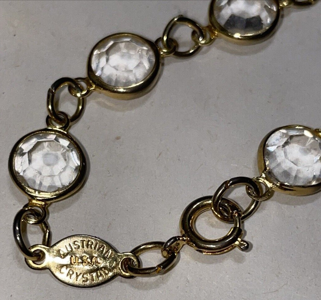 Vintage Signed Rafaelian Austrian Crystal Bezel Gold Tone Chain Necklace USA