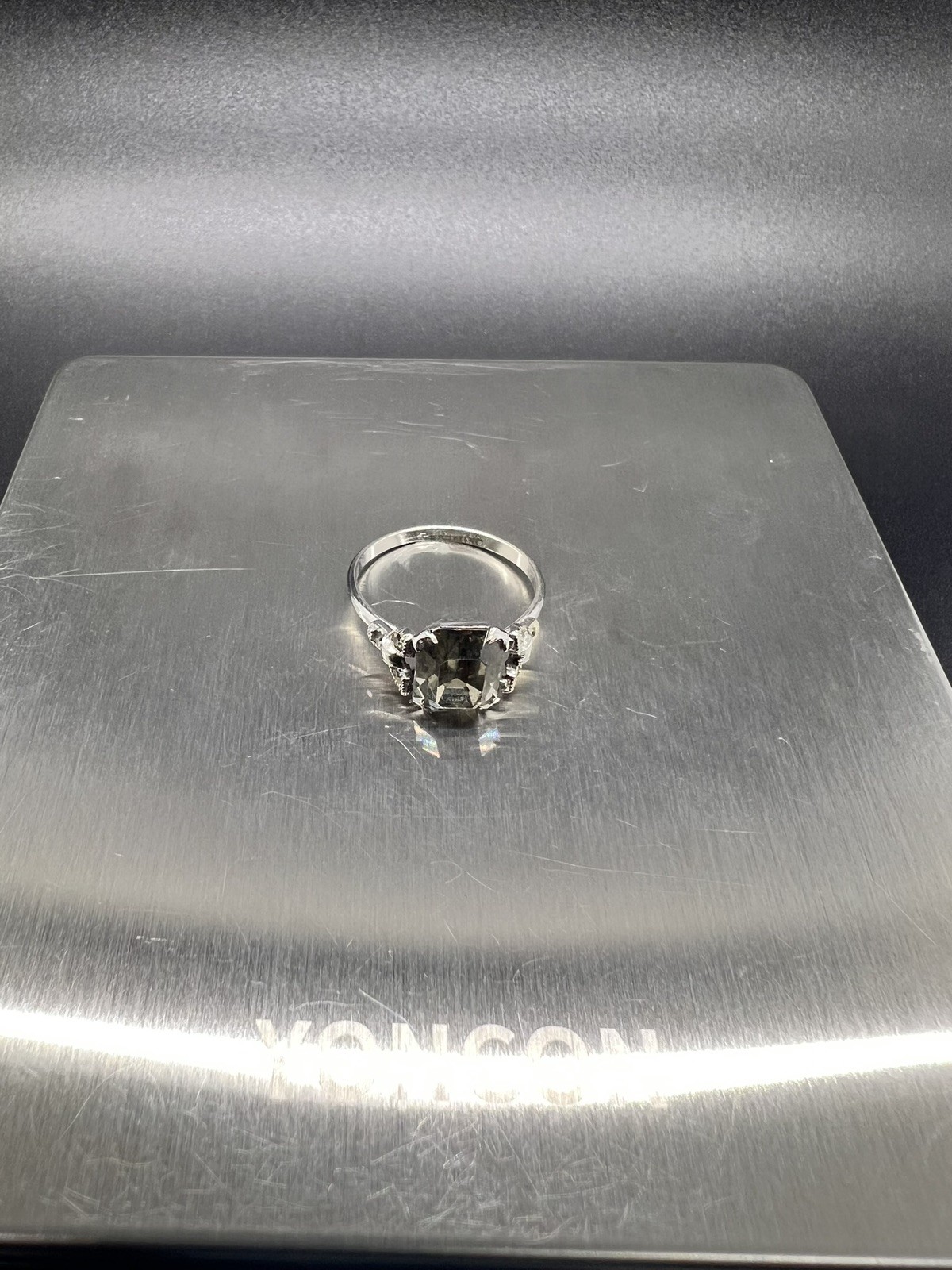 Vintage UNCAS Size 8 Ring Sterling Silver Patent No. 2763140 Smokey Grey Stone