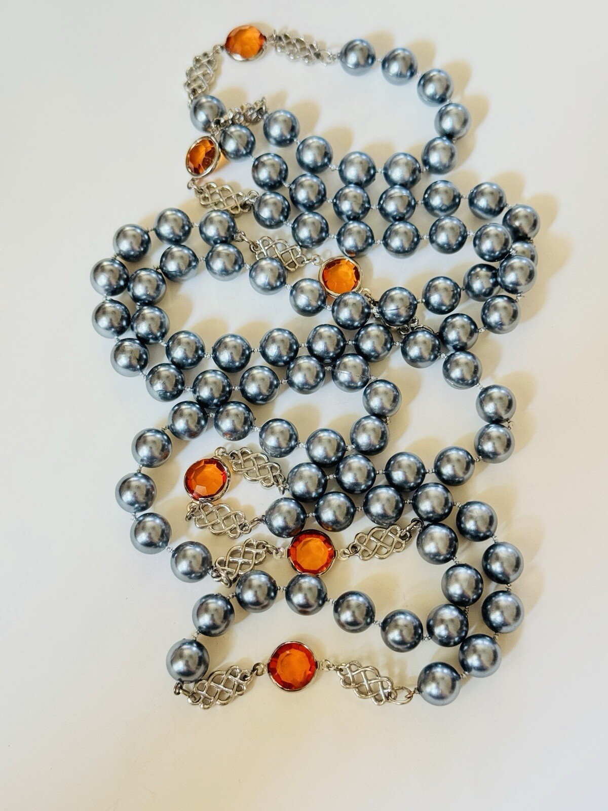 VTG Open Bezel Necklace pearl strand Acrylic Silver Extra Long Runway Beaded 80s