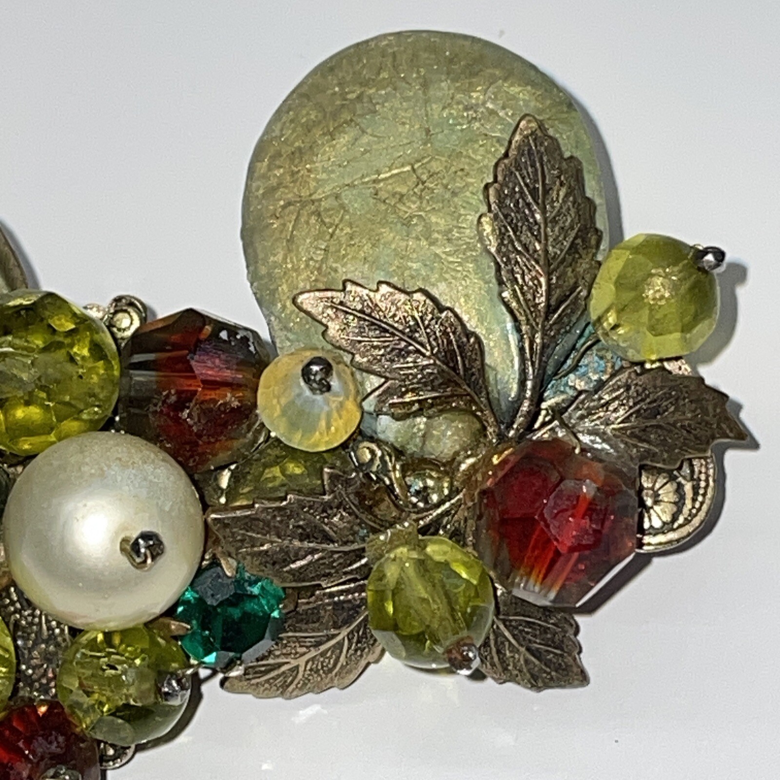 Rare Vintage Miriam Haskell Brooch Pin Gold Tone Faux Pearl Filigree Glows READ