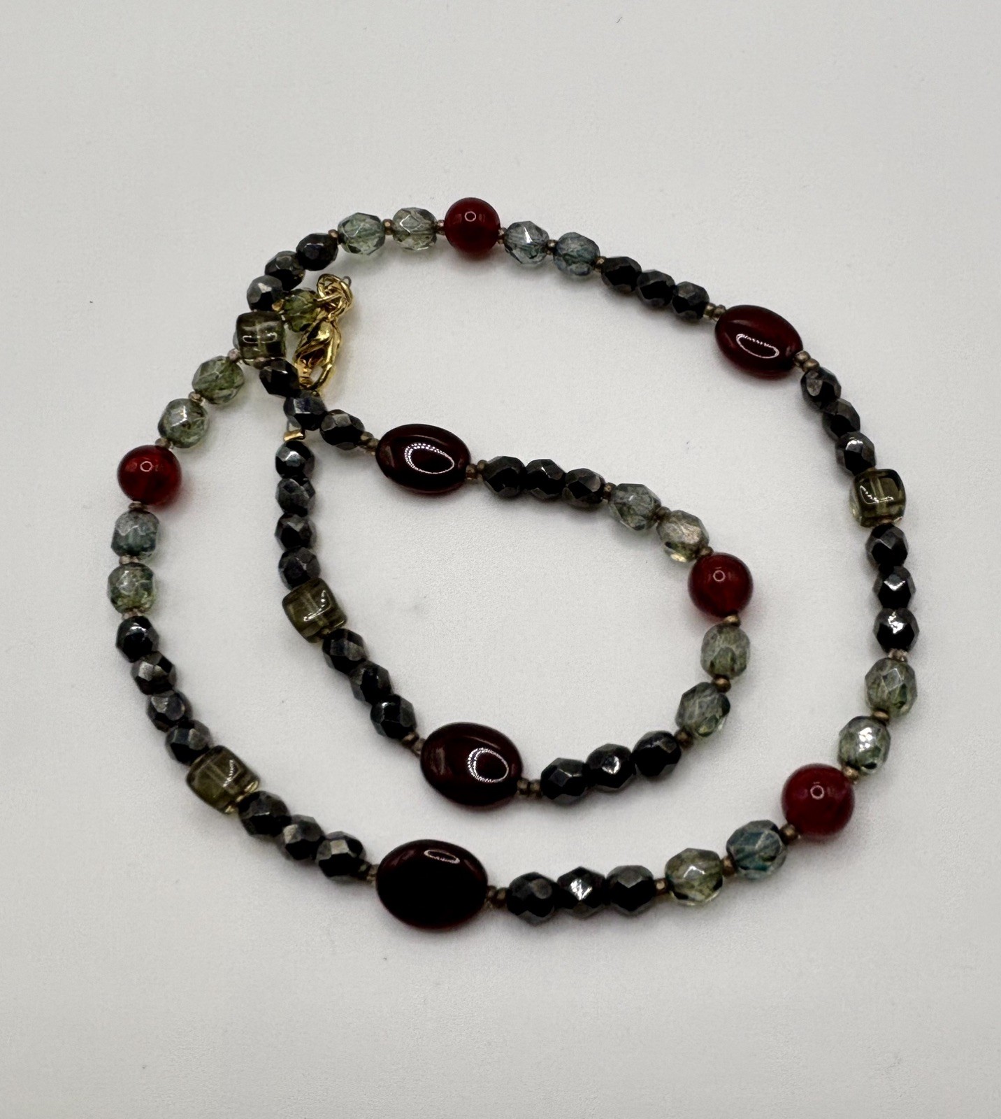 Vintage Crown Premier Design Faceted Glass Necklace Bohemian Sparkle Daily Glam