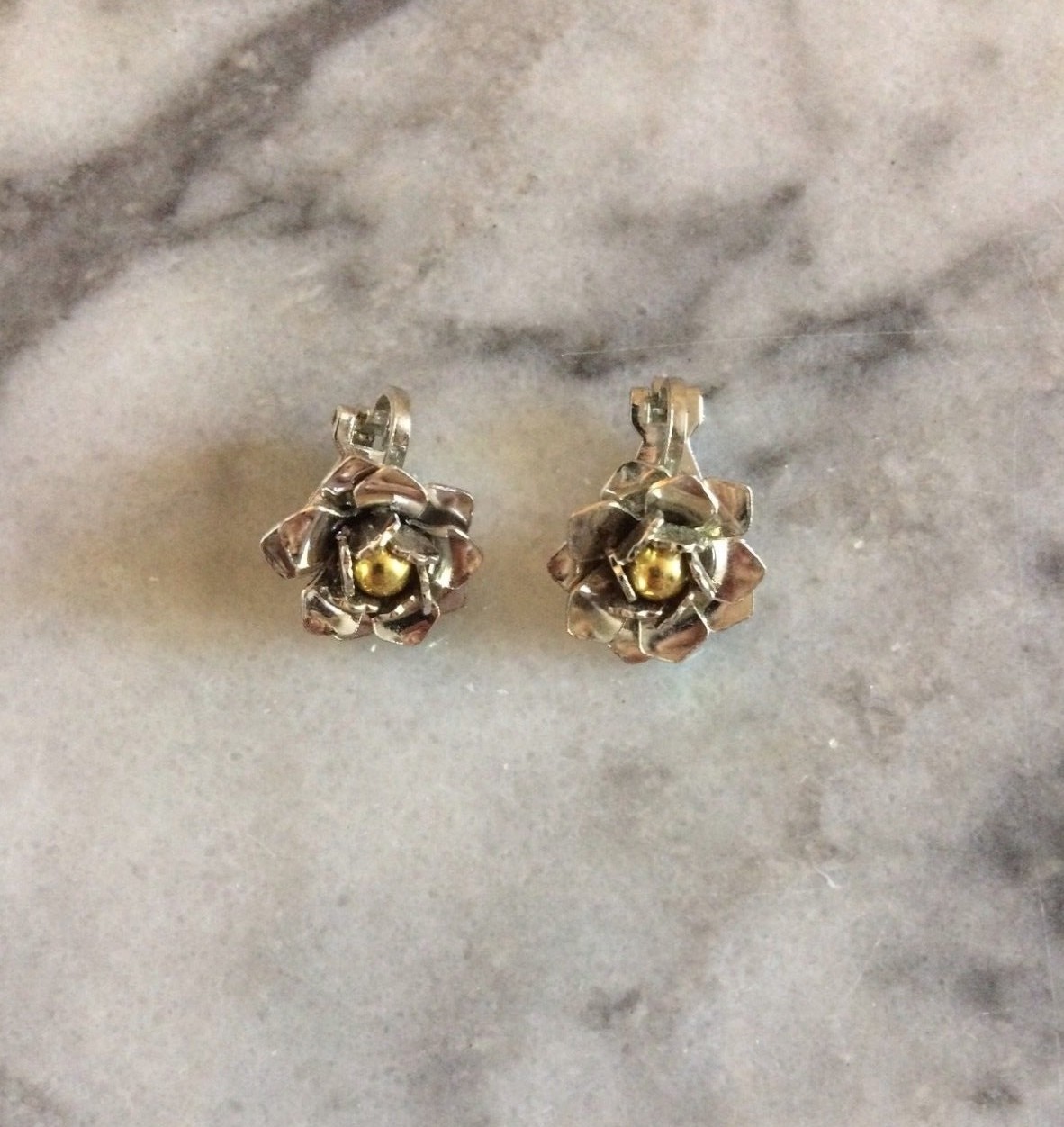 Vintage Silver Metal & Copper English Rose Floral Clip Earrings British Auction