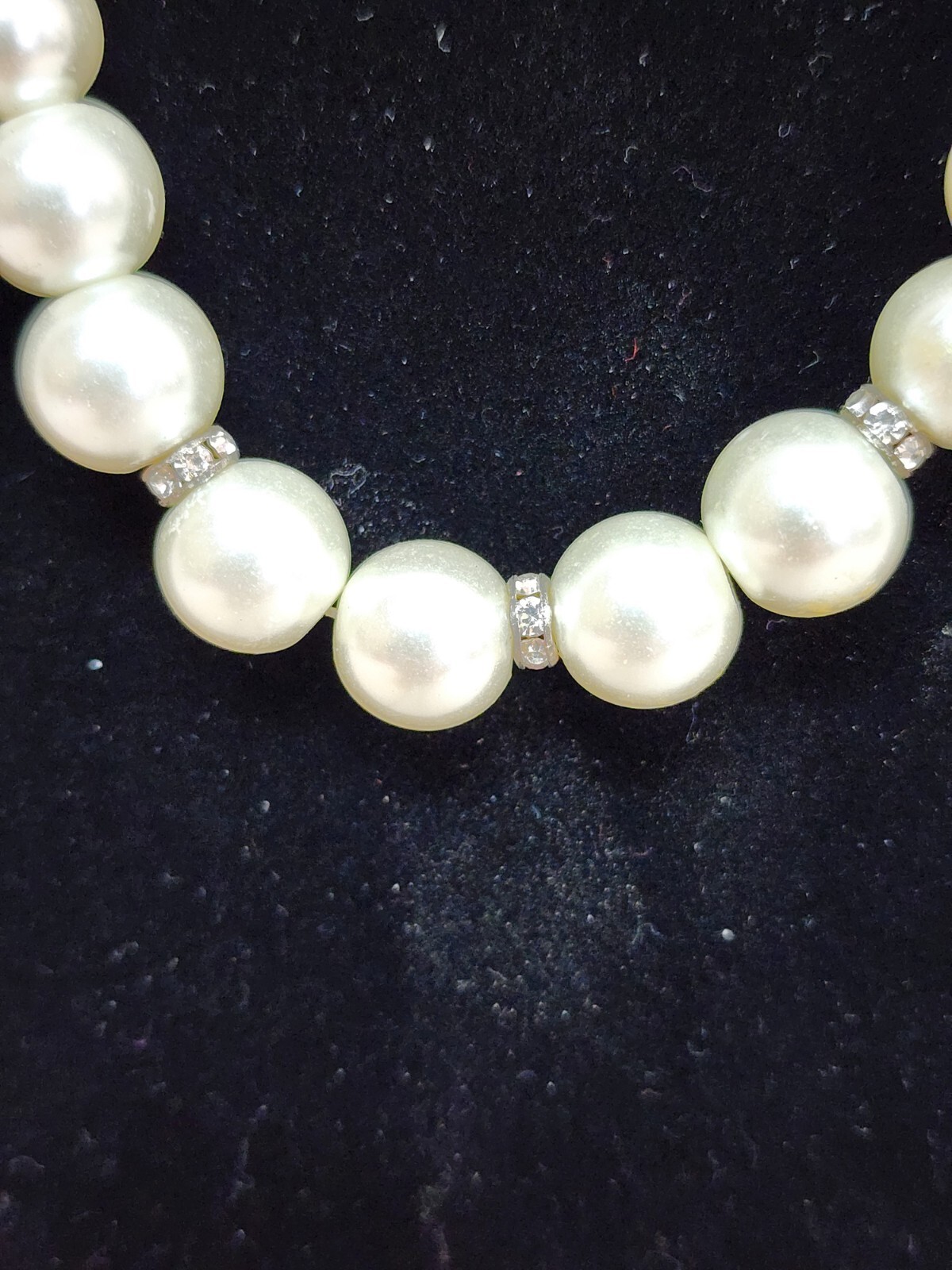 Vintage Faux Pearl & Rhinestone Necklace Unsigned Silver Tone Lobster Claw Clasp