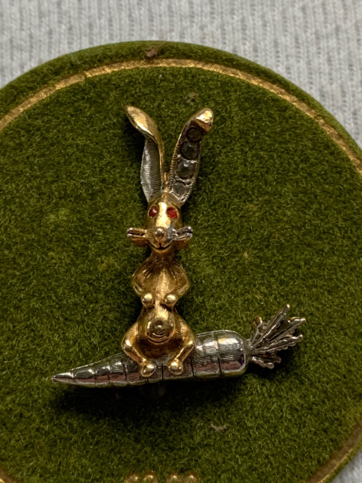 Art-Arthur Pepper.Bunny on Carrot Brooch
