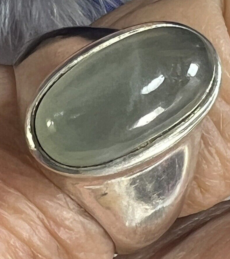 Very light green Jade Sterling Silver 925 VINTAGE Men’s 3/4″ N BAND RING size 10