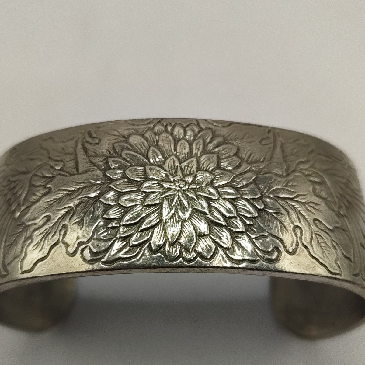 Salisbury Pewter Classic Flower Of The Month Cuff Bracelet November Floral Art