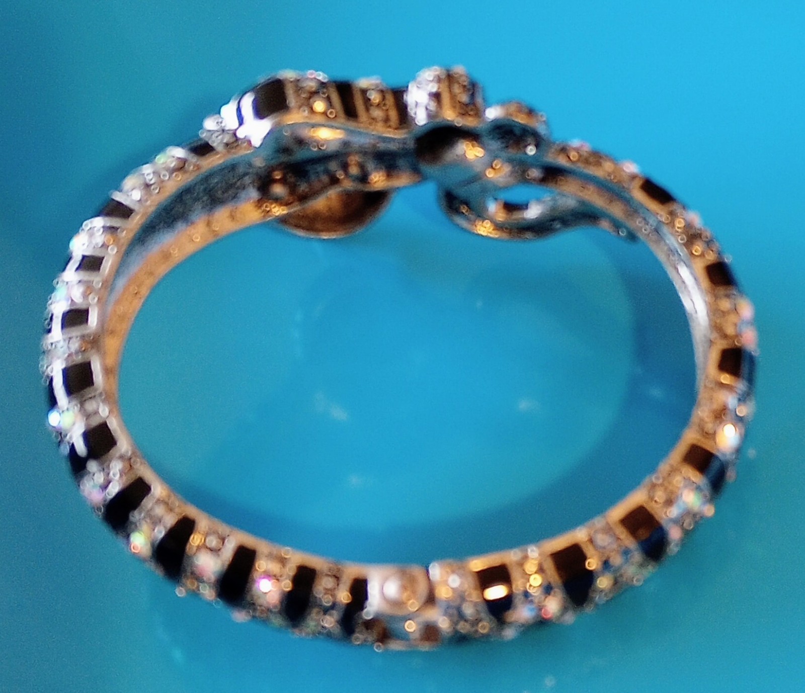 Betsey Johnson Jewelry – Tiger Black Enamel & Rhinestones Magnetic Bracelet