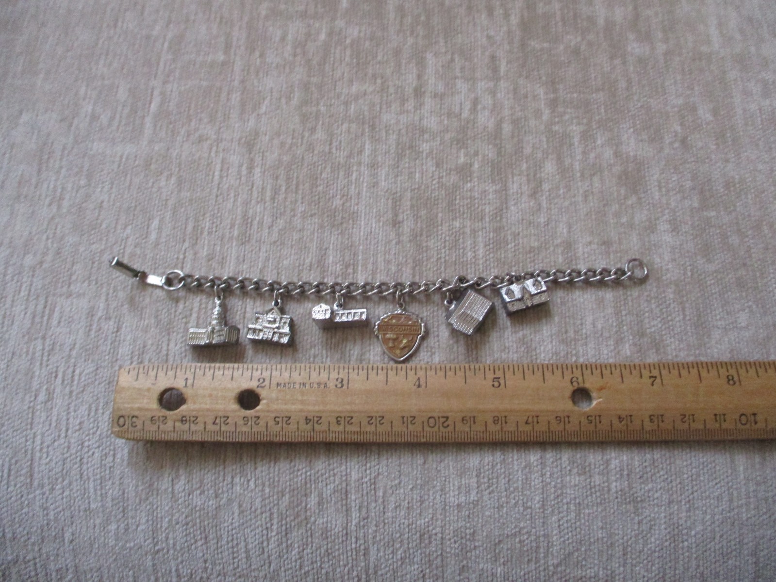 Vintage Silvertone Dangle Bracelet Wisconsin Seal and Buildings