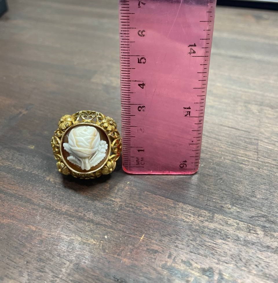 Vintage Cameo Set 14K Yellow Gold Brooch/Pendant & Carved Rose Ring 6.5 size