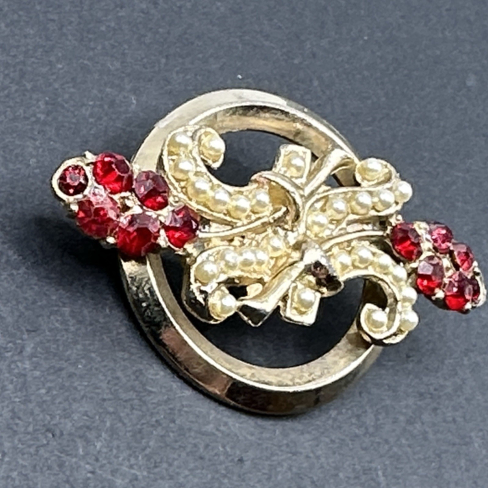 Vintage Red Rhinestones Flowers Brooch Pin J44K