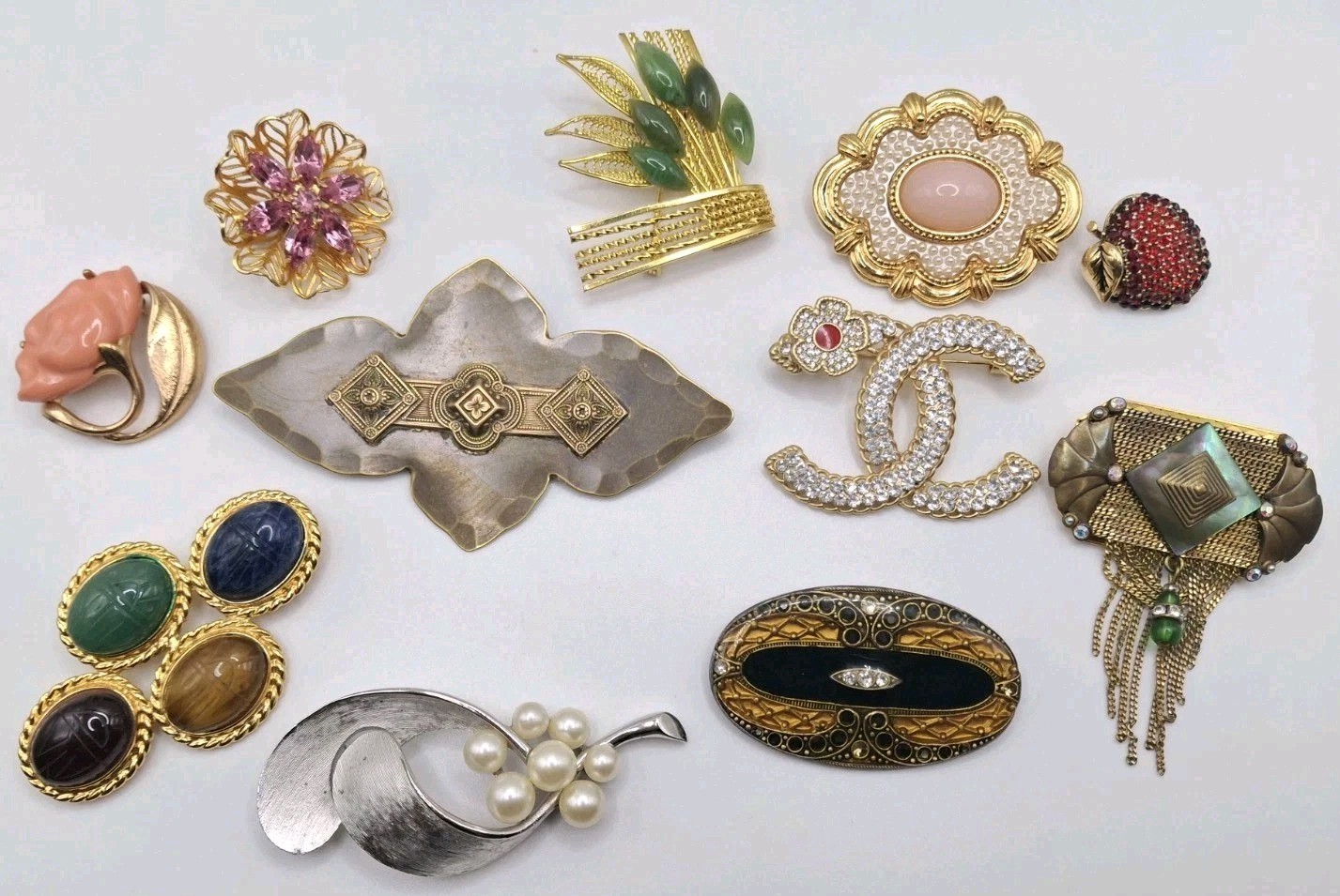 Vitage Brooches Pins Signed Monet Avon Trifari W Stones Lot
